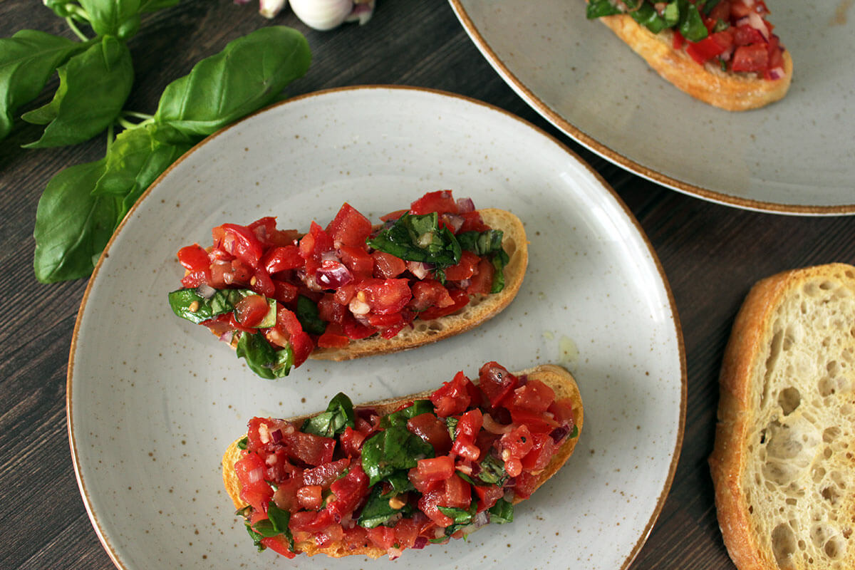 Bruschetta Mit Tomaten Und Balsamico — Rezepte Suchen